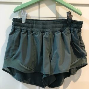 Lululemon Hotty Hot Shorts